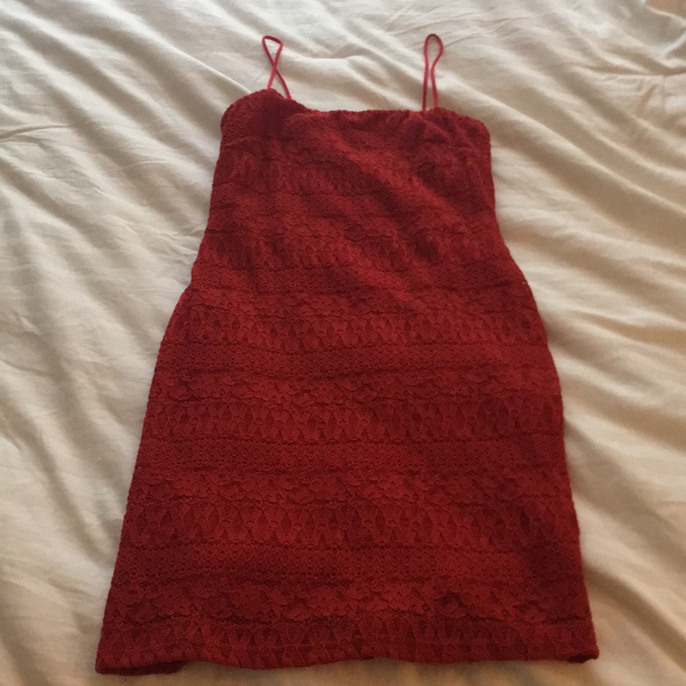 Red bodycon dress